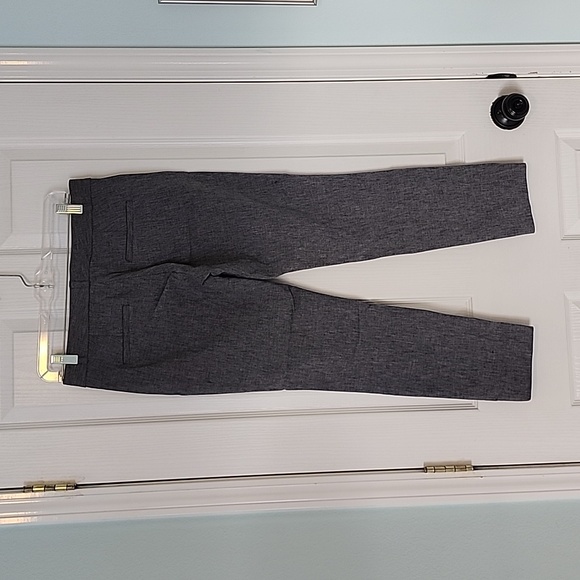 Banana Republic size 2 grey pants - Picture 4 of 4